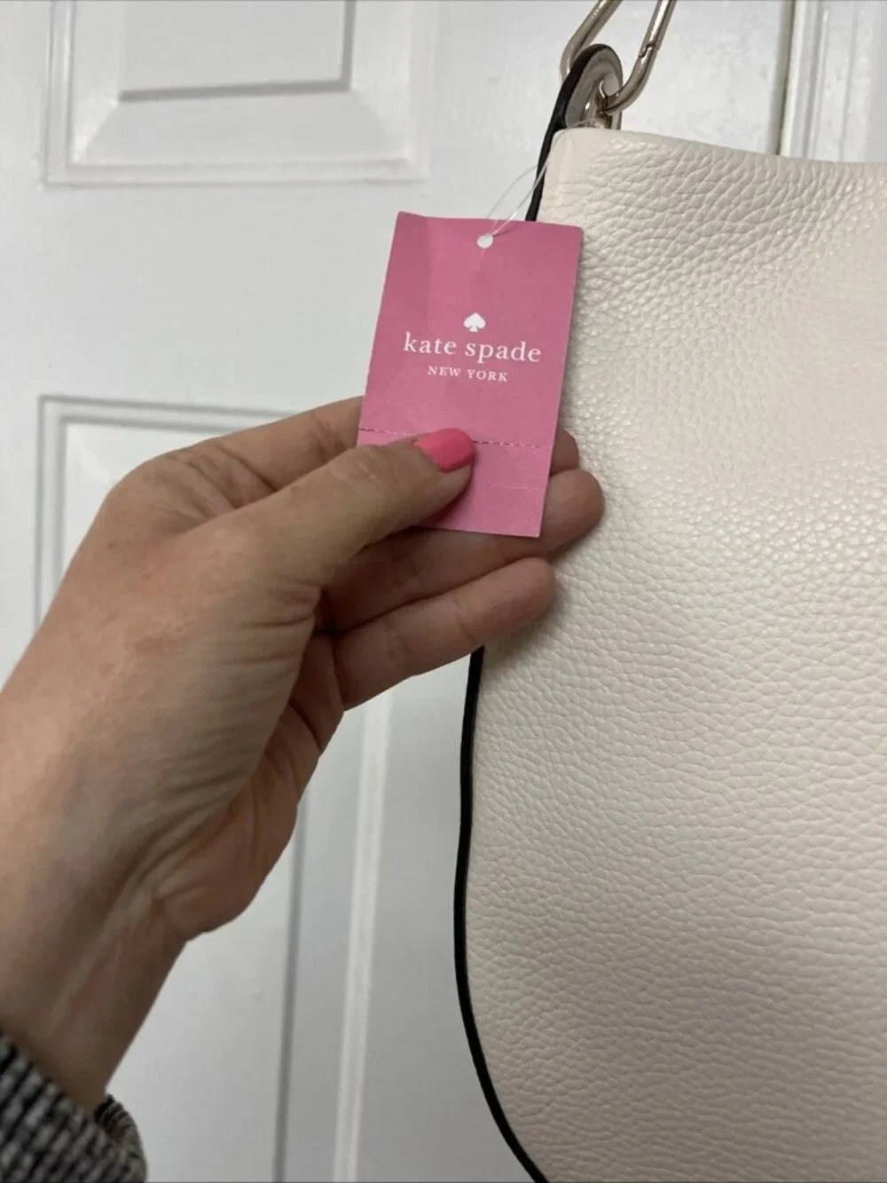KATE SPADE NY Leather Shoulder Parchment (Off White)/Gold🌸 - Picture 2 of 7